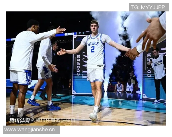 克里斯蒂称赞弗拉格传球能力出色完全适应NBA比赛节奏 克里斯蒂称赞弗拉格传球能力出色完全适应NBA比赛节奏