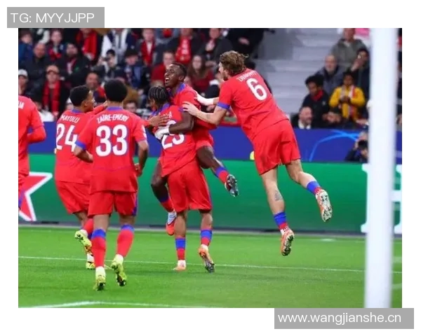 欧冠之夜药厂迎战巴黎小埃梅里赞登贝莱低调却实力非凡 欧冠之夜药厂迎战巴黎小埃梅里赞登贝莱低调却实力非凡