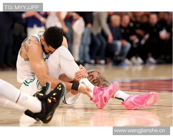 塔图姆五个月康复打卡期待早日回归赛场展现风采 塔图姆五个月康复打卡期待早日回归赛场展现风采