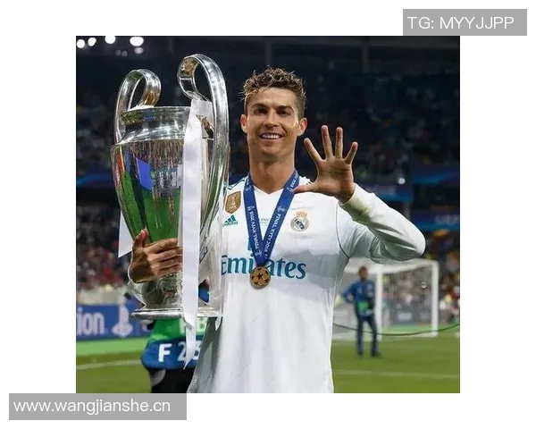 姆巴佩盛赞C罗称其为皇马第一人并视其为榜样与楷模 姆巴佩盛赞C罗称其为皇马第一人并视其为榜样与楷模