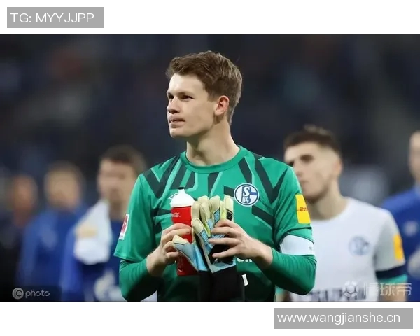 努贝尔拒绝外租选择永久转会诺伊尔续约将影响未来去向