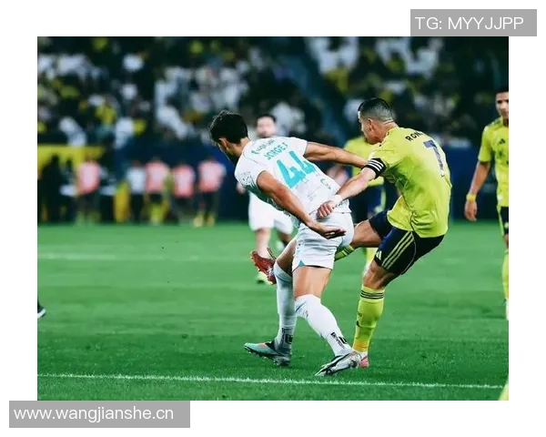 梅罗双双进球再创佳绩C罗生涯进球数达949梅西紧随其后889球 梅罗双双进球再创佳绩C罗生涯进球数达949梅西紧随其后889球