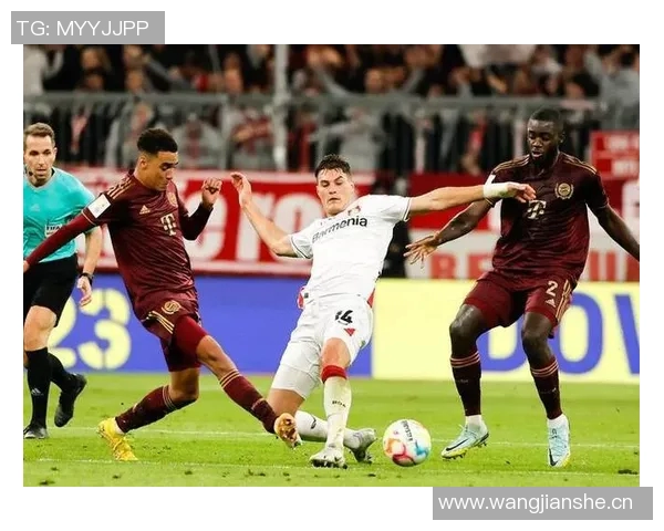 拜仁慕尼黑创德甲历史新纪录连续18场比赛进球2次以上仅次于13-14赛季 拜仁慕尼黑创德甲历史新纪录连续18场比赛进球2次以上仅次于13-14赛季