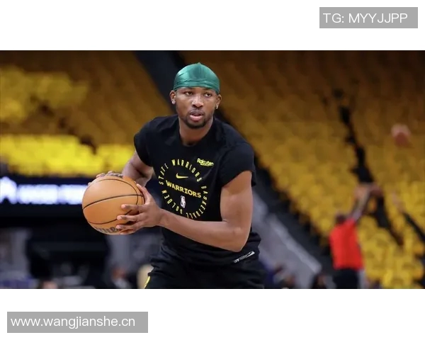 库明加回应续约争议称现场球迷与网络评论者看法截然不同 库明加回应续约争议称现场球迷与网络评论者看法截然不同