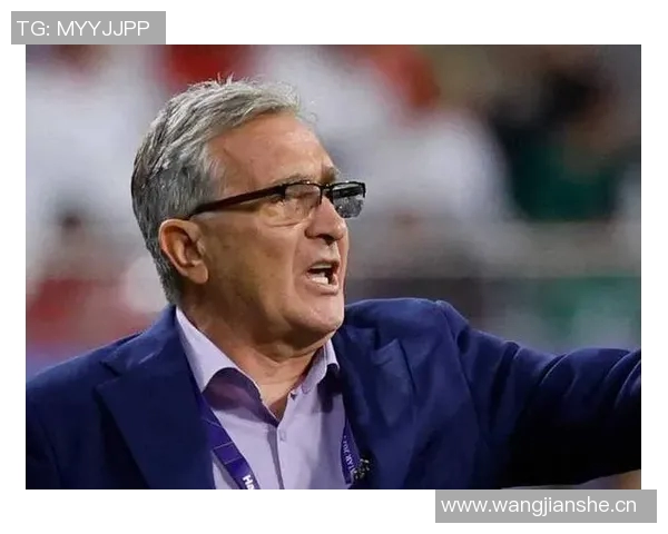 伊万谈战术选择双后腰配置助球队取得佳绩 伊万谈战术选择双后腰配置助球队取得佳绩