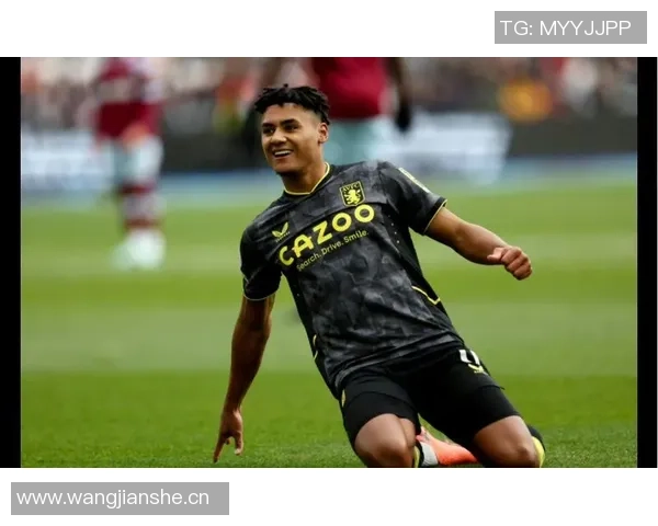 球队主持人点评夏普表现犹豫被大洛封盖显得格外悲哀